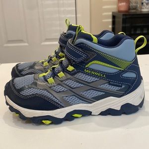 Waterproof Merrel kids hiking sneakers - worn once!